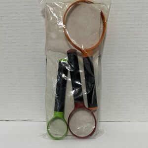 Set of 6 Fruit Scoops 2 of Each Size